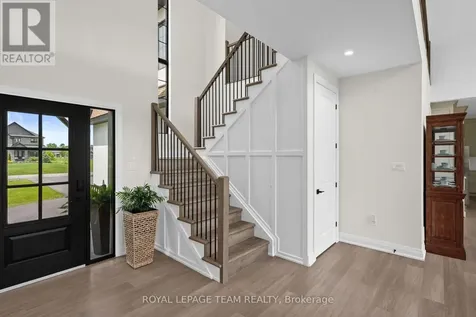 148 Lake Trail Road Ottawa ON K1S 1N4