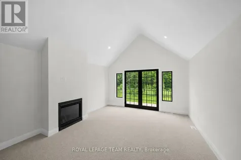 148 Lake Trail Road Ottawa ON K1S 1N4