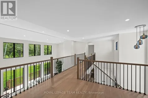 148 Lake Trail Road Ottawa ON K1S 1N4