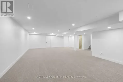 148 Lake Trail Road Ottawa ON K1S 1N4