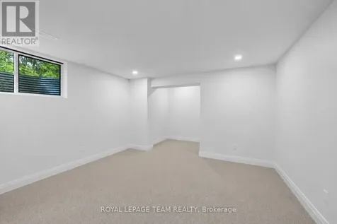 148 Lake Trail Road Ottawa ON K1S 1N4