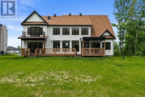 148 Lake Trail Road Ottawa ON K1S 1N4