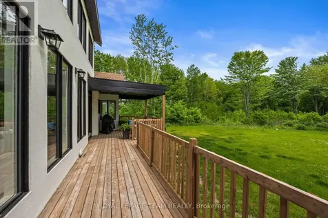 148 Lake Trail Road Ottawa ON K1S 1N4