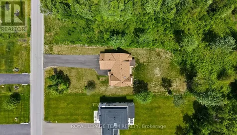 148 Lake Trail Road Ottawa ON K1S 1N4