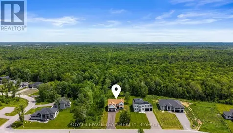 148 Lake Trail Road Ottawa ON K1S 1N4