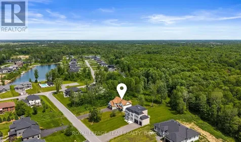 148 Lake Trail Road Ottawa ON K1S 1N4