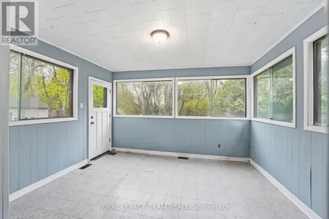 49 Crownhill Street Ottawa ON K1J 7K5