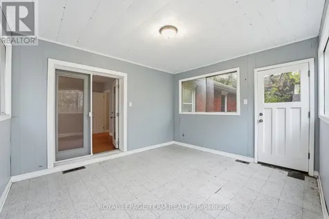 49 Crownhill Street Ottawa ON K1J 7K5