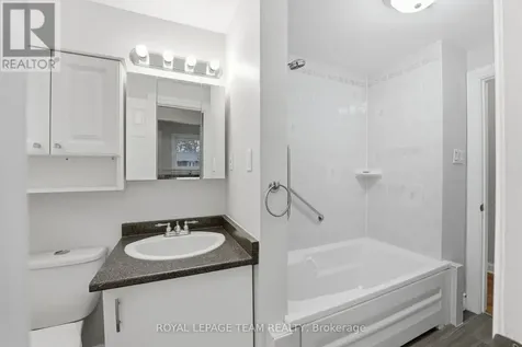 49 Crownhill Street Ottawa ON K1J 7K5