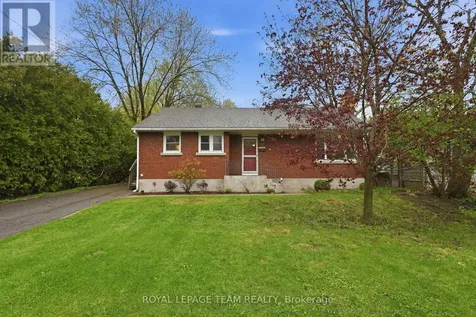 49 Crownhill Street Ottawa ON K1J 7K5
