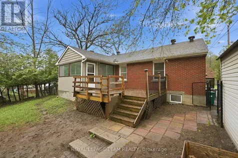49 Crownhill Street Ottawa ON K1J 7K5