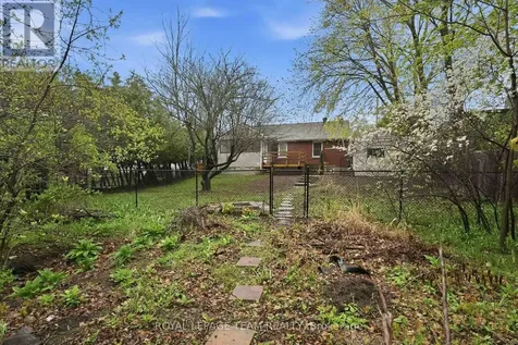 49 Crownhill Street Ottawa ON K1J 7K5