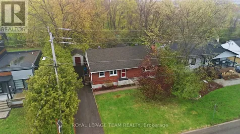 49 Crownhill Street Ottawa ON K1J 7K5