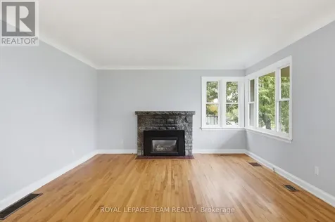 49 Crownhill Street Ottawa ON K1J 7K5