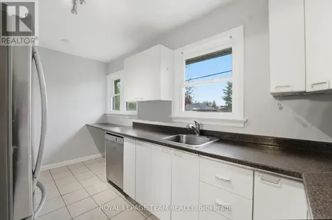 49 Crownhill Street Ottawa ON K1J 7K5