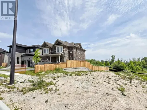 60 Season Crescent Wasaga Beach ON L9Z 0M4