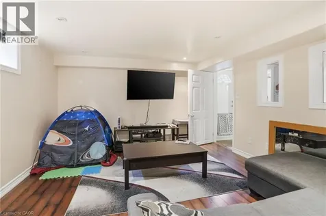44 San Paulo Drive Hamilton ON L9C 5C2