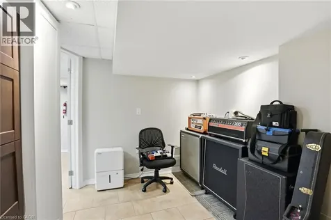 44 San Paulo Drive Hamilton ON L9C 5C2
