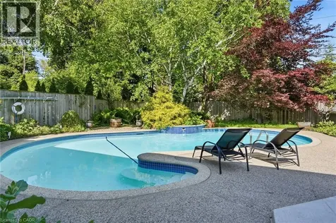 44 San Paulo Drive Hamilton ON L9C 5C2