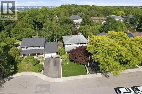44 San Paulo Drive Hamilton ON L9C 5C2