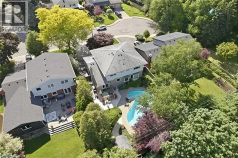 44 San Paulo Drive Hamilton ON L9C 5C2