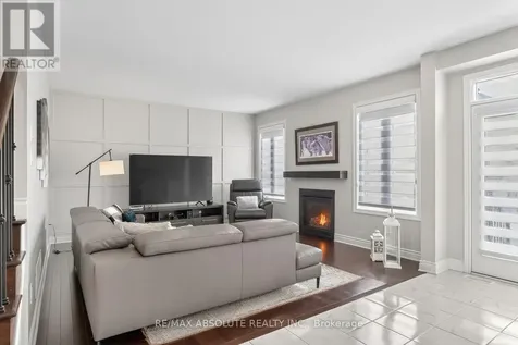 1008 Manege Street Ottawa ON K2S 0Y7