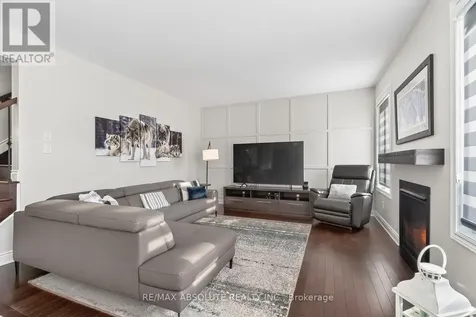 1008 Manege Street Ottawa ON K2S 0Y7