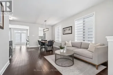 1008 Manege Street Ottawa ON K2S 0Y7