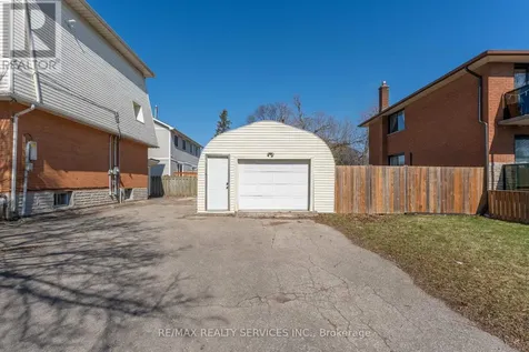 72 Florence Avenue Kitchener ON N2A 2K8