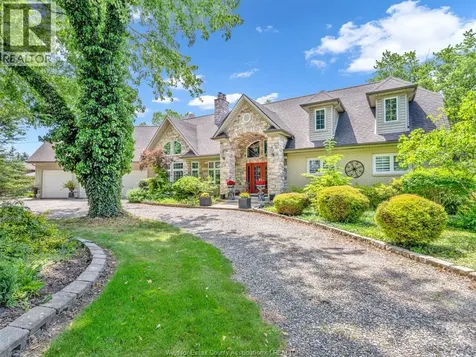 8355 Broderick Road Lasalle ON N9H 0H1
