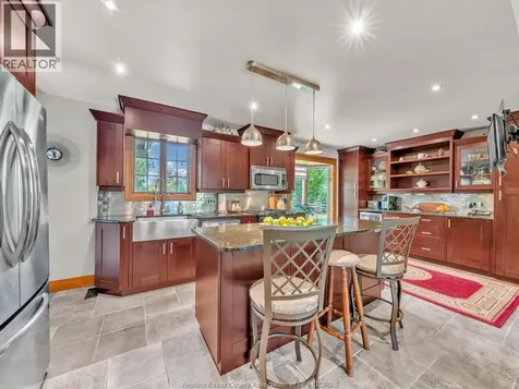 8355 Broderick Road Lasalle ON N9H 0H1