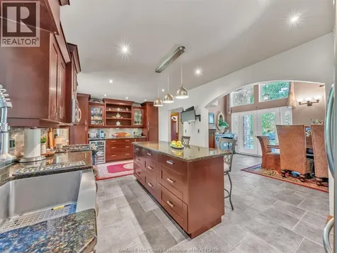 8355 Broderick Road Lasalle ON N9H 0H1