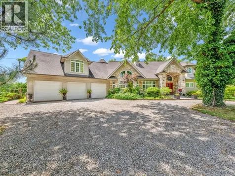 8355 Broderick Road Lasalle ON N9H 0H1