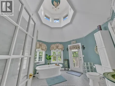 8355 Broderick Road Lasalle ON N9H 0H1