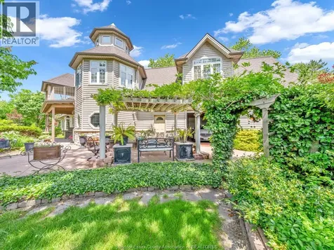 8355 Broderick Road Lasalle ON N9H 0H1