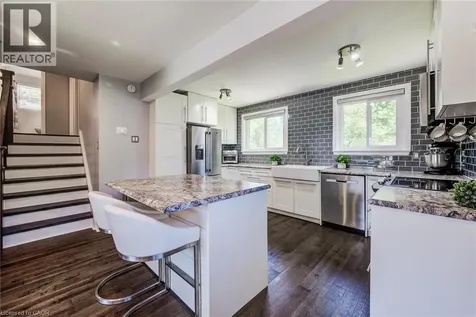 1138 Kathlene Court Cambridge ON N3H 4P2