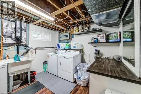 1138 Kathlene Court Cambridge ON N3H 4P2