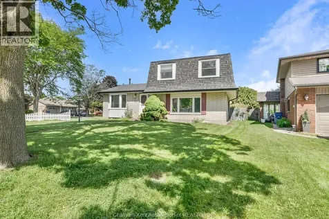 115 Parkwood Drive Chatham ON N7M 2B1