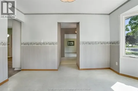 115 Parkwood Drive Chatham ON N7M 2B1