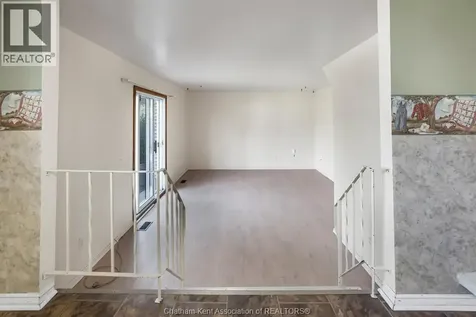 115 Parkwood Drive Chatham ON N7M 2B1
