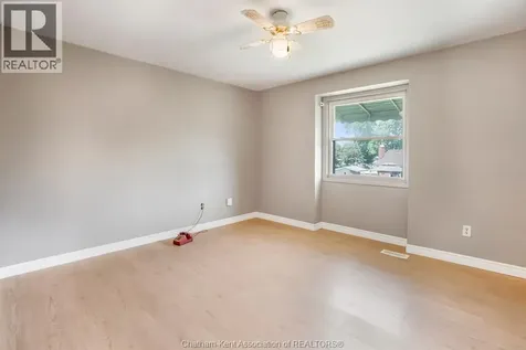 115 Parkwood Drive Chatham ON N7M 2B1