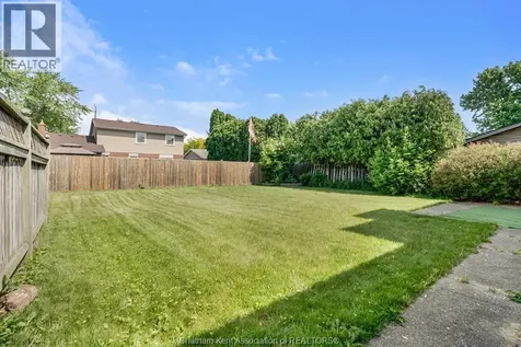 115 Parkwood Drive Chatham ON N7M 2B1