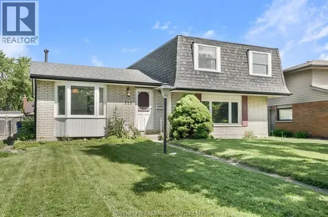 115 Parkwood Drive Chatham ON N7M 2B1