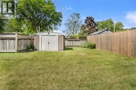 115 Parkwood Drive Chatham ON N7M 2B1