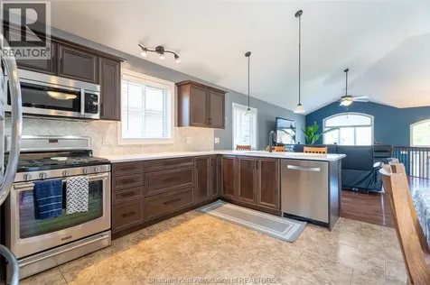 40 Enclave Place Chatham ON N7L 5R8