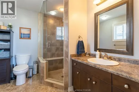 40 Enclave Place Chatham ON N7L 5R8