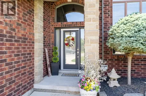 40 Enclave Place Chatham ON N7L 5R8