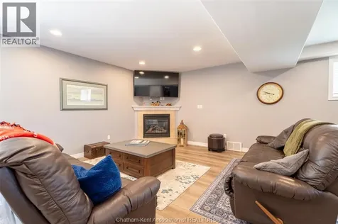 40 Enclave Place Chatham ON N7L 5R8