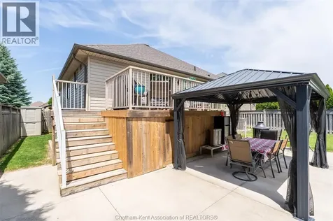 40 Enclave Place Chatham ON N7L 5R8