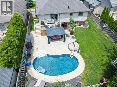 40 Enclave Place Chatham ON N7L 5R8